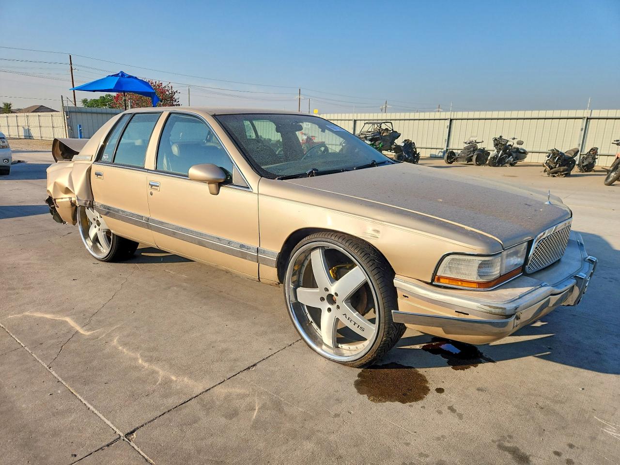 1G4BN52P0RR428320 · 1994 BUICK ROADMASTER · 4/12