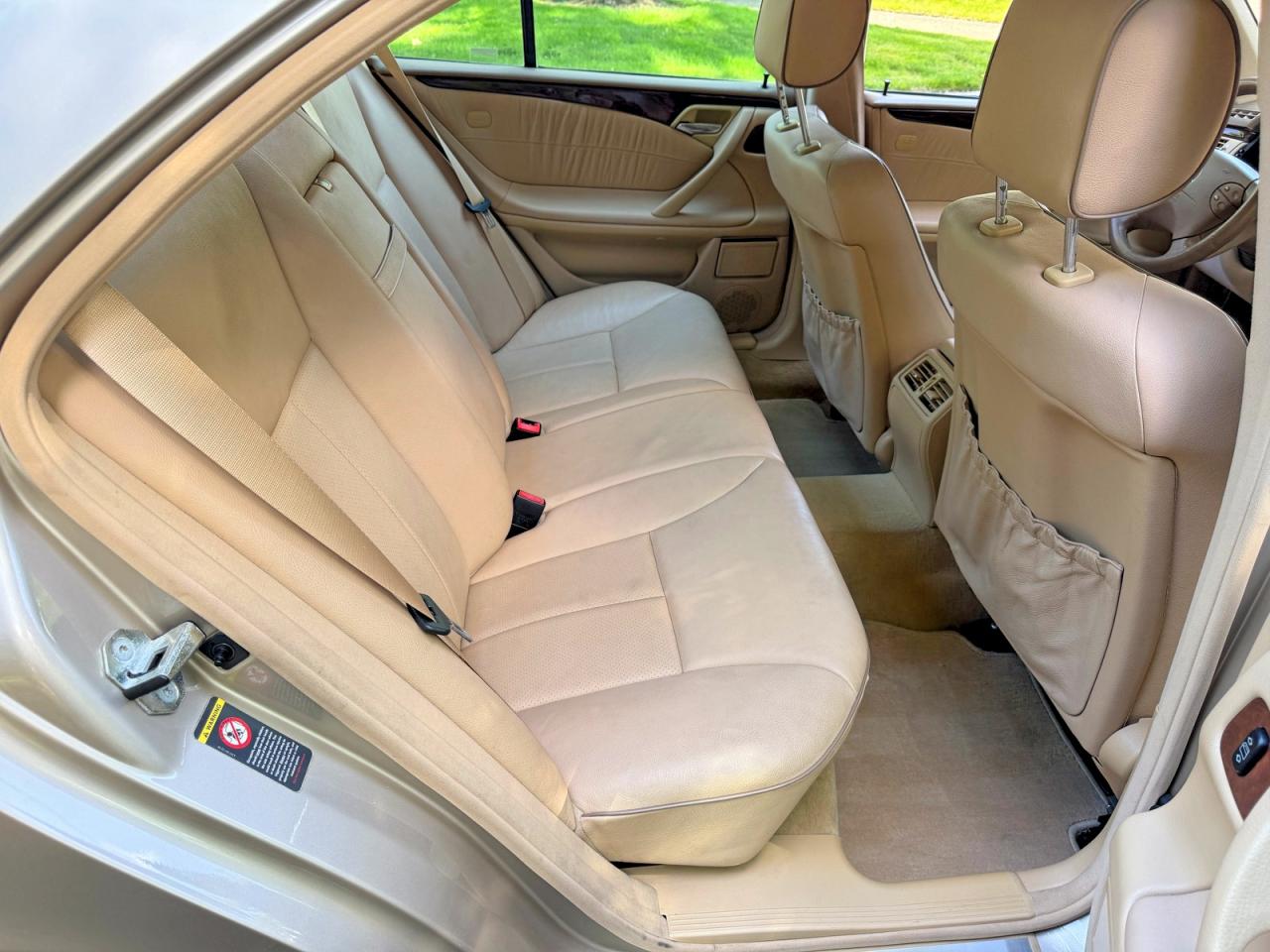 WDBJF70J7YB018627 · 2000 MERCEDES-BENZ E · 6/10