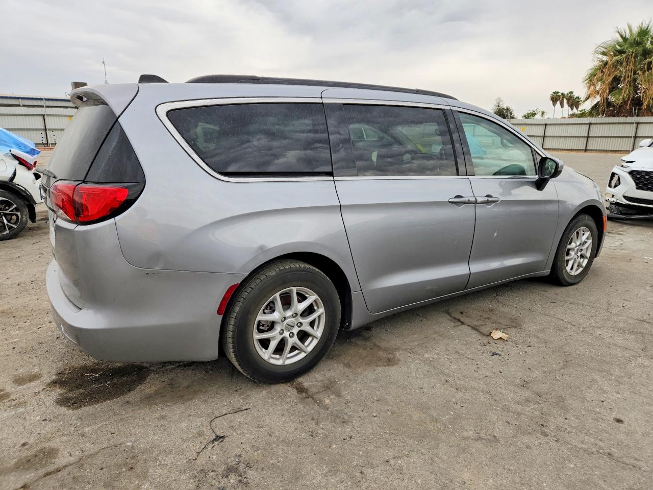 2C4RC1DG9MR521046 · 2021 CHRYSLER VOYAGER · 3/13