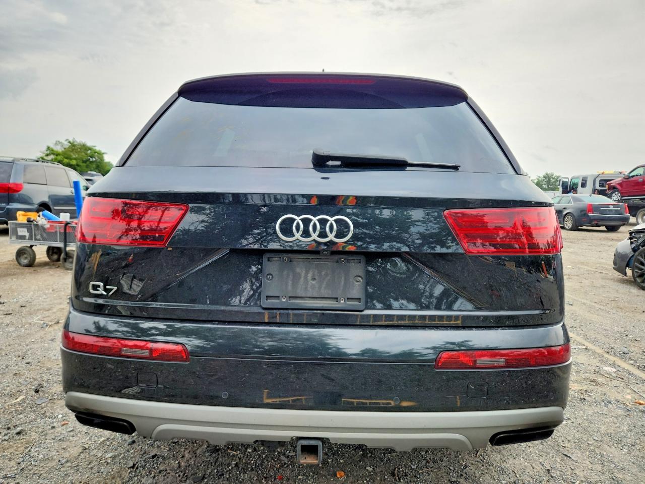 WA1LAAF77KD009921 · 2019 AUDI Q7 · 6/13
