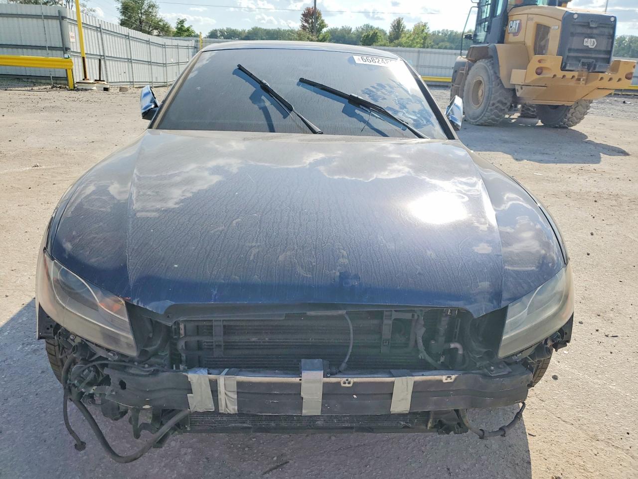 WAUGVAFR2AA053643 · 2010 AUDI S5 · 5/12