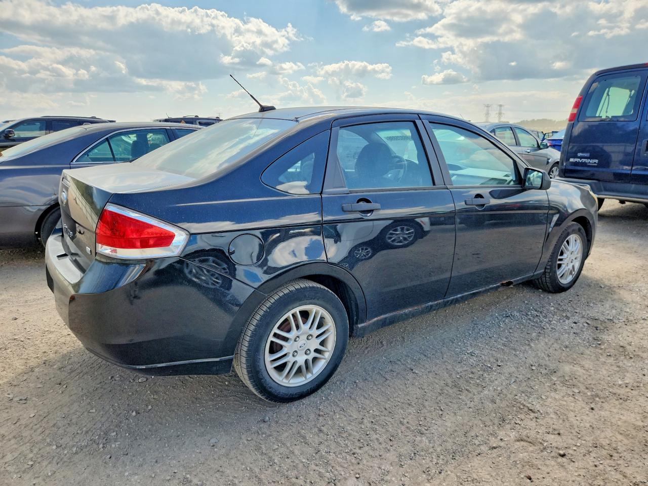 1FAHP3FN6AW267473 · 2010 FORD FOCUS · 3/12