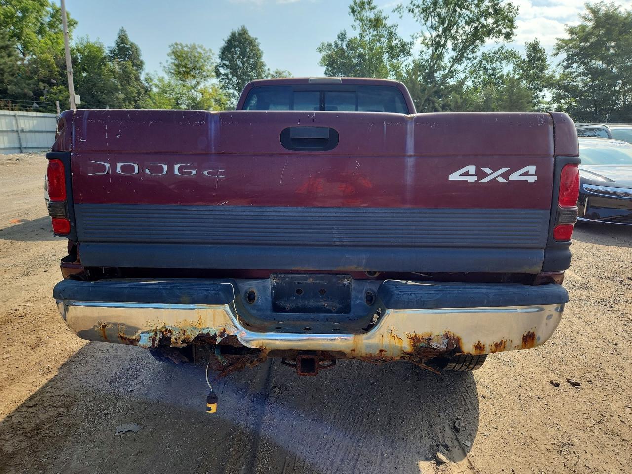 3B7KF26Z9YM210663 · 2000 DODGE RAM 2500 · 6/12