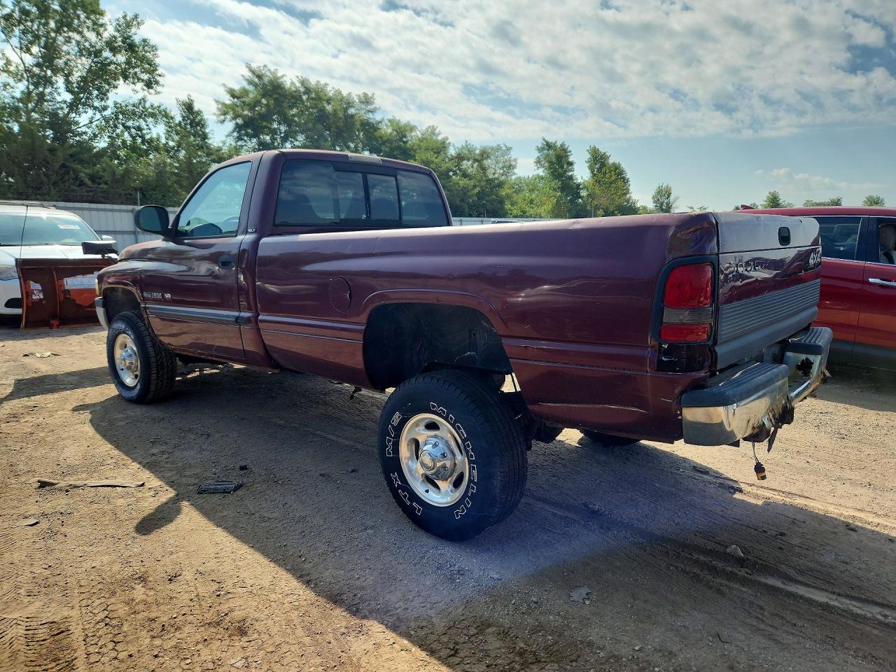 3B7KF26Z9YM210663 · 2000 DODGE RAM 2500 · 2/12