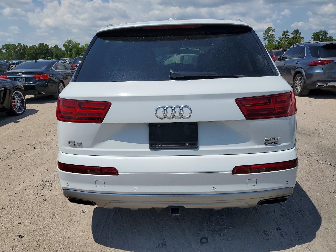 WA1LAAF75JD010077 · 2018 AUDI Q7 · 6/13