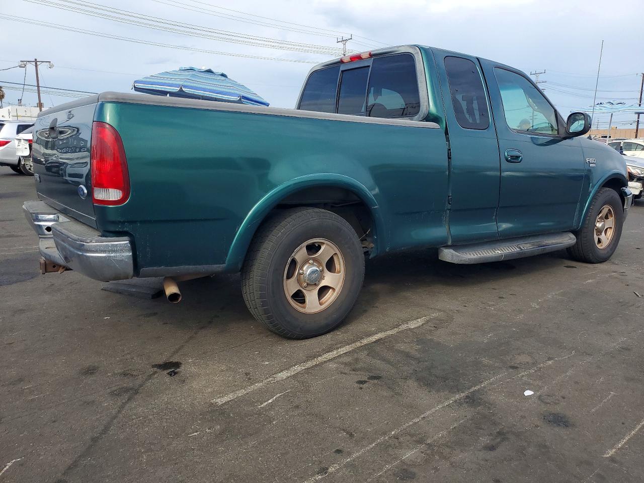 1FTRX17W4XKB50338 · 1999 FORD F150 · 3/12