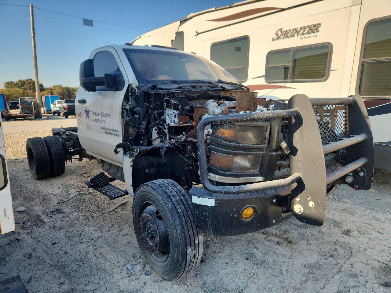 1HTKJPVM6MH663352 · 2021 CHEVROLET SILVERADO MEDIUM DUTY · 4/10