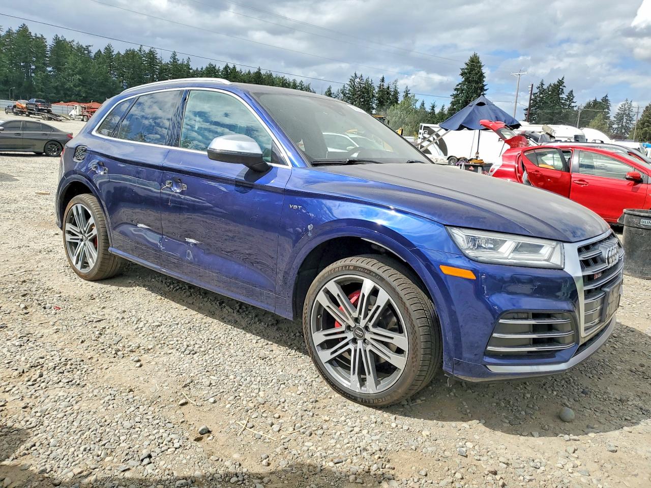 WA1A4AFY8J2050253 · 2018 AUDI SQ5 · 4/14