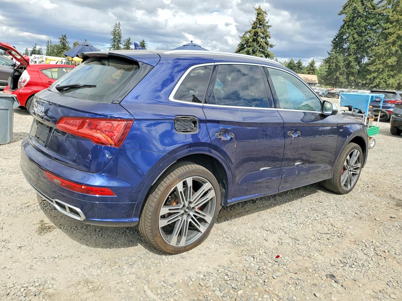 WA1A4AFY8J2050253 · 2018 AUDI SQ5 · 3/14