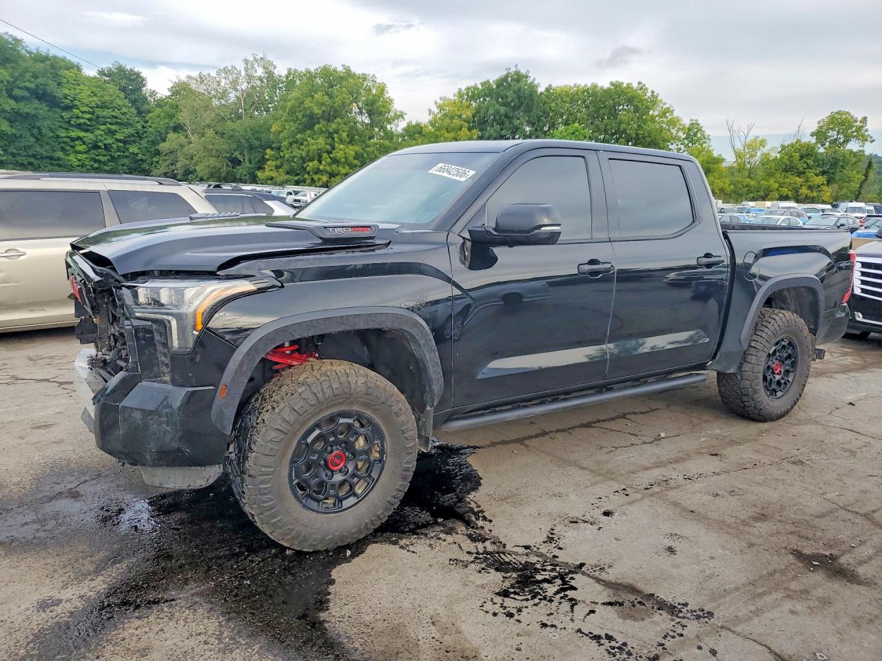 2025 TOYOTA TUNDRA