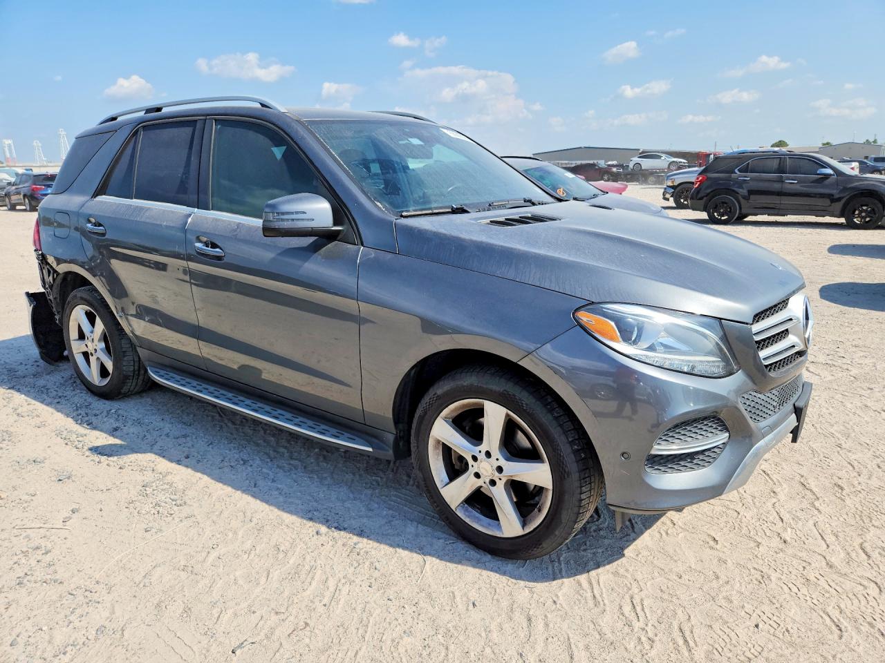 4JGDA5JB3HA857717 · 2017 MERCEDES-BENZ GLE · 4/13