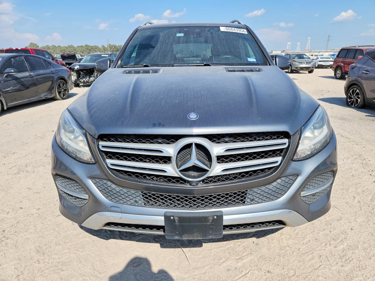 4JGDA5JB3HA857717 · 2017 MERCEDES-BENZ GLE · 5/13