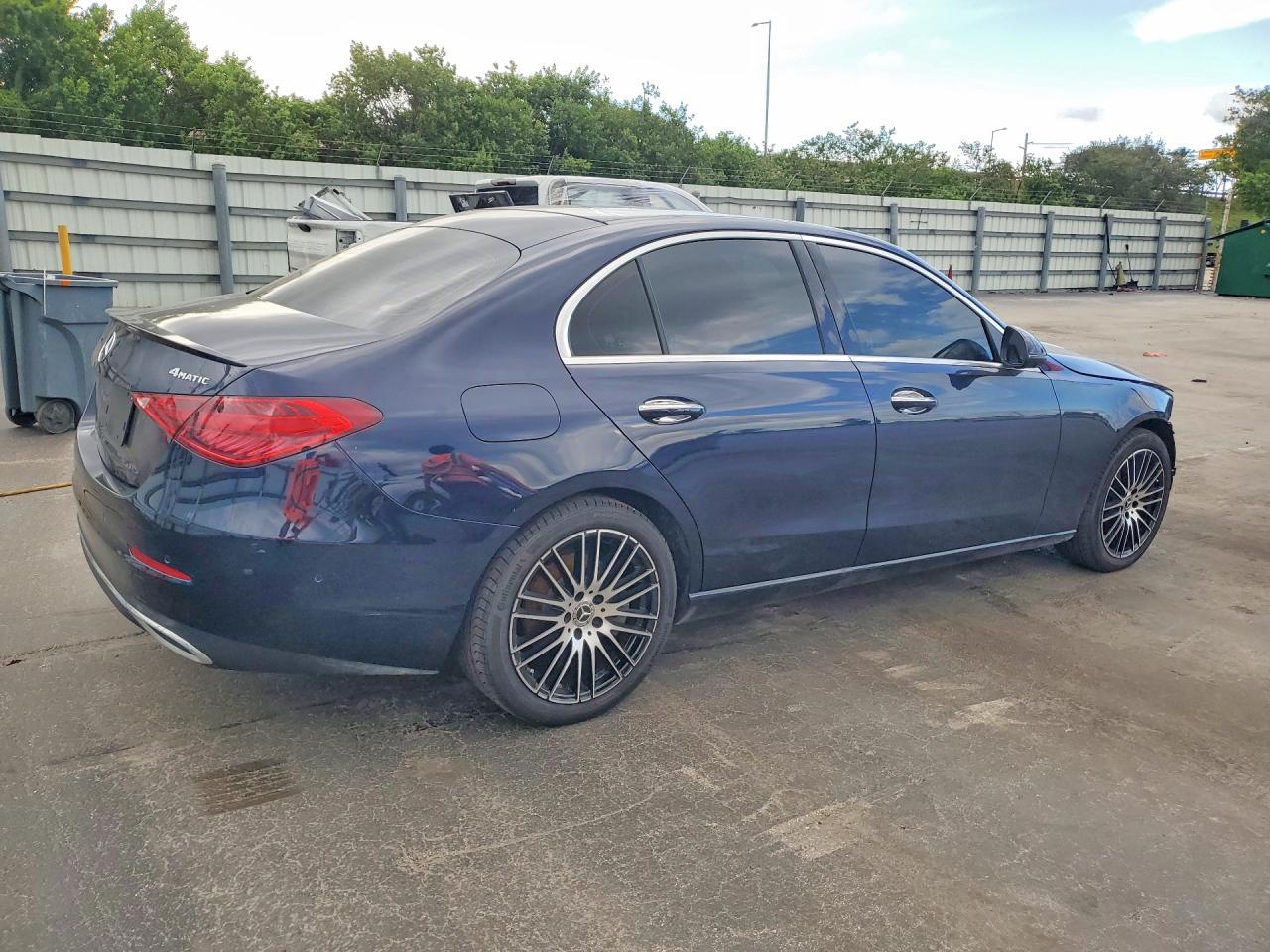 W1KAF4HBXPR097610 · 2023 MERCEDES-BENZ C · 3/13