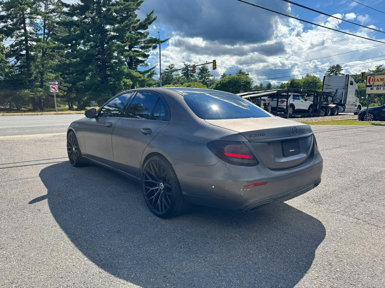 WDDZF4JB3HA210133 · 2017 MERCEDES-BENZ E · 3/10