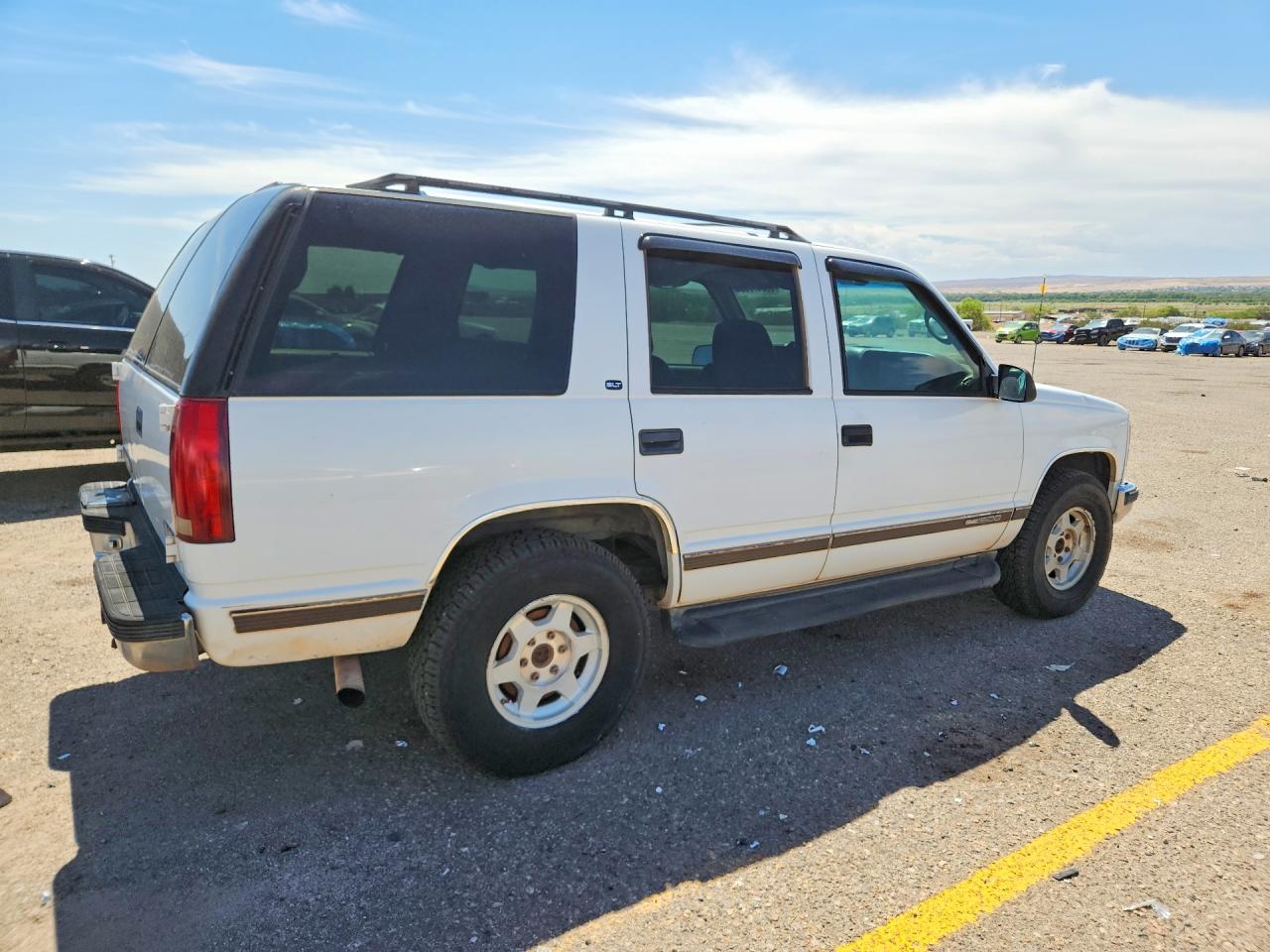1GKEK13RXWJ701359 · 1998 GMC YUKON · 3/13