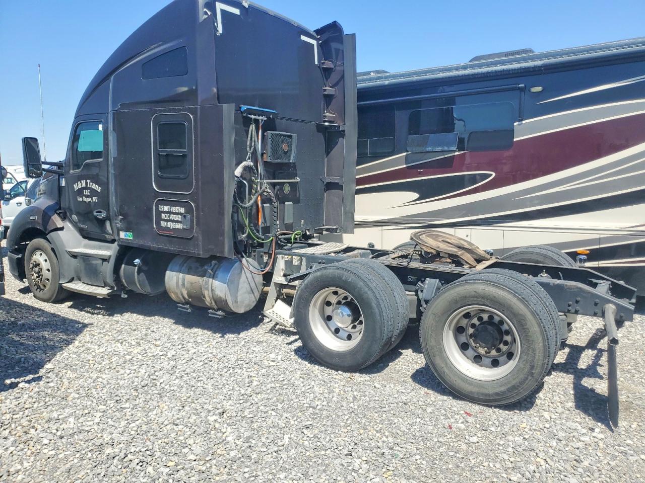 1XKYDP9X9FJ436689 · 2015 KENWORTH CONSTRUCTION · 3/10