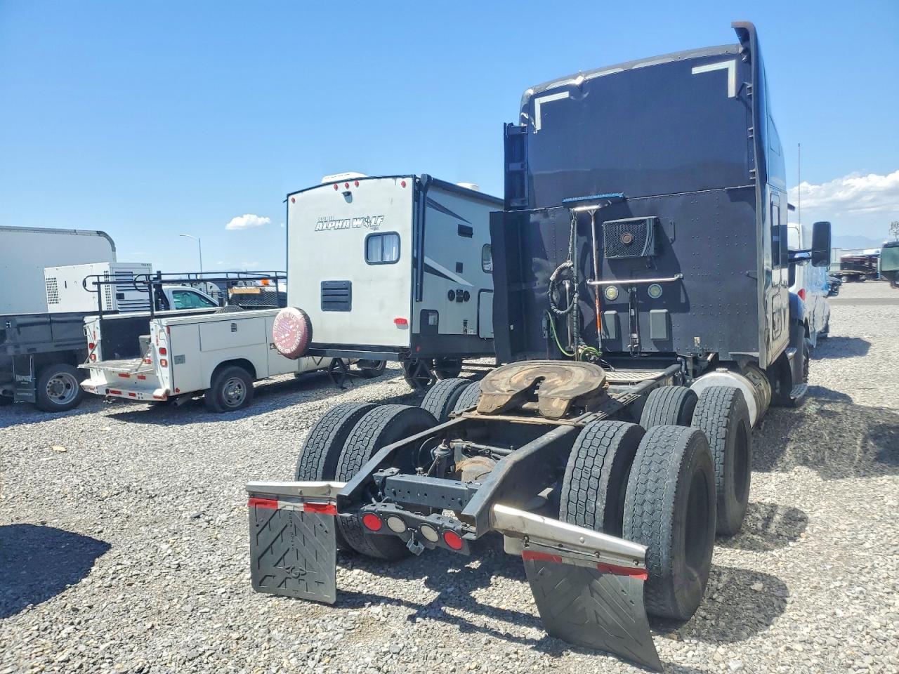 1XKYDP9X9FJ436689 · 2015 KENWORTH CONSTRUCTION · 4/10