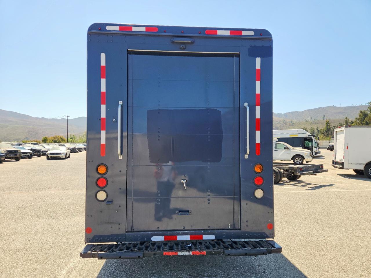 4UZAC2EA6LCMK0112 · 2020 FREIGHTLINER CHASSIS · 6/12