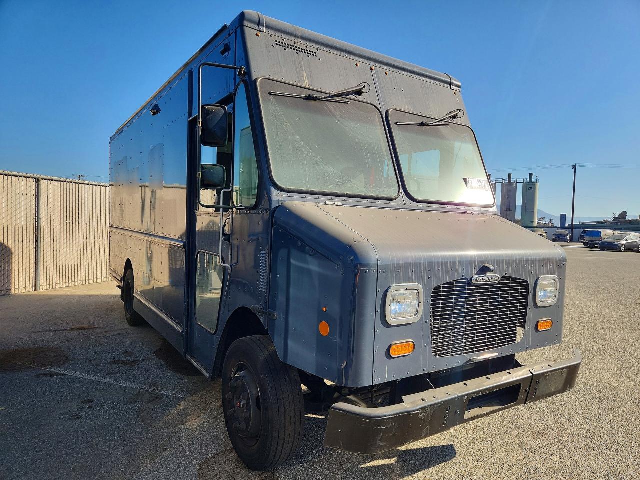 4UZAC2EA6LCMK0112 · 2020 FREIGHTLINER CHASSIS · 4/12