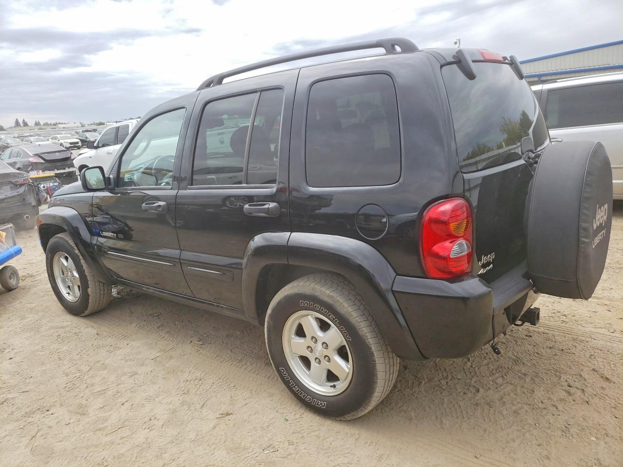 1J8GL58KX3W503778 · 2003 JEEP LIBERTY · 2/12