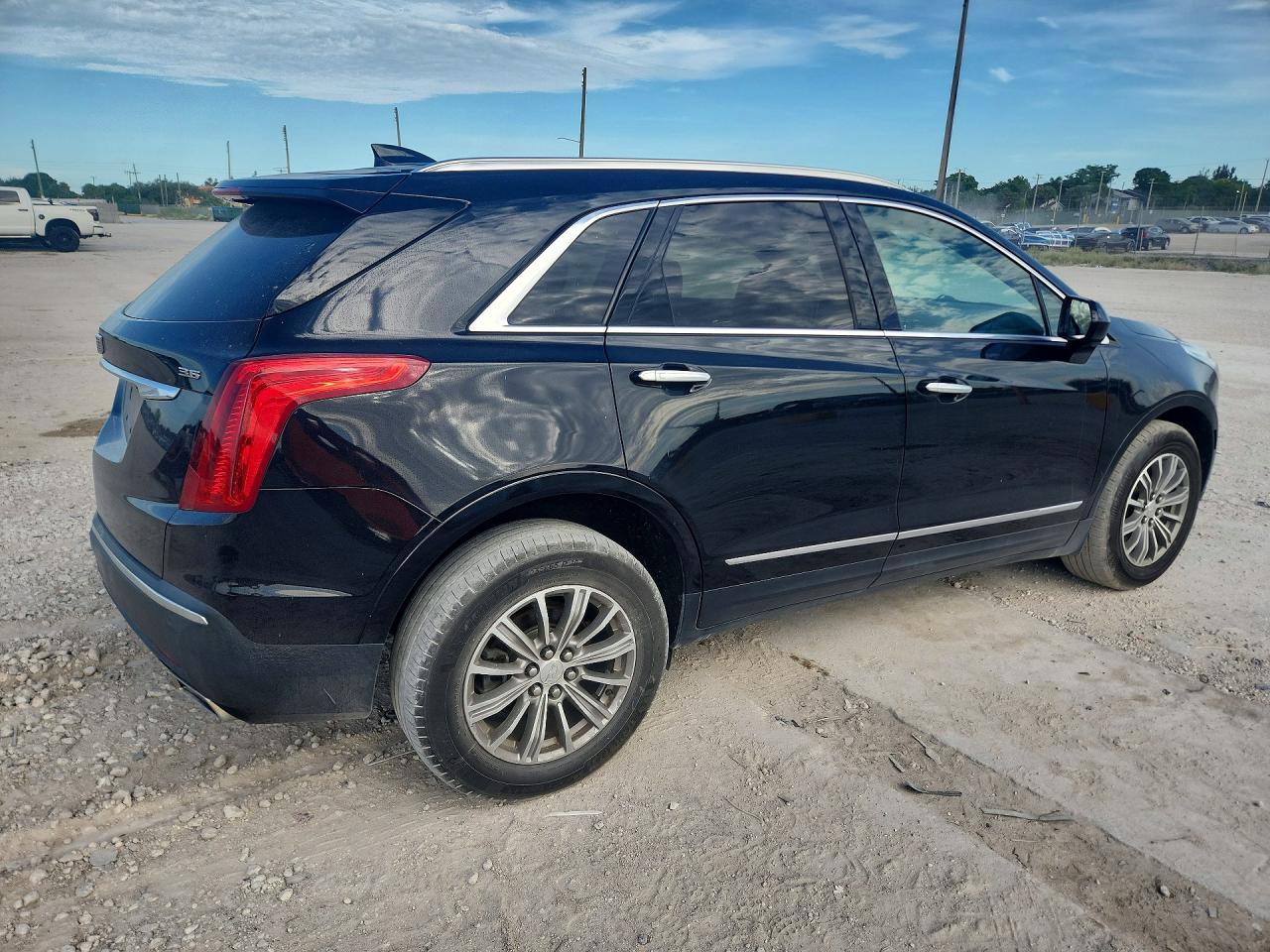 1GYKNDRS6KZ272230 · 2019 CADILLAC XT5 · 3/13