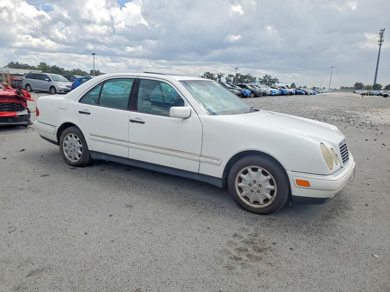 WDBJF65H8XA933734 · 1999 MERCEDES-BENZ E · 4/12