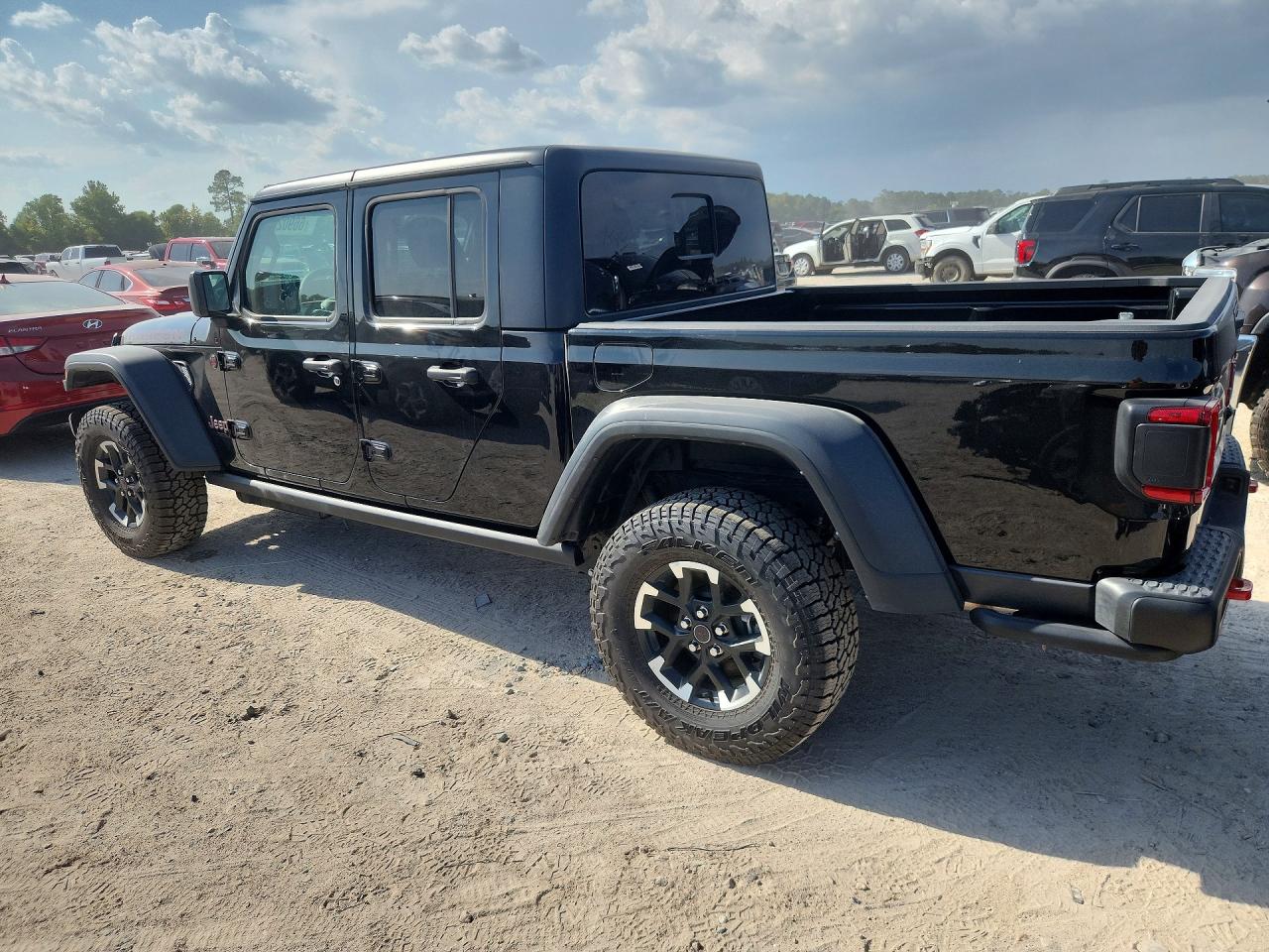 1C6RJTBG7TL155784 · 2026 JEEP GLADIATOR · 2/12