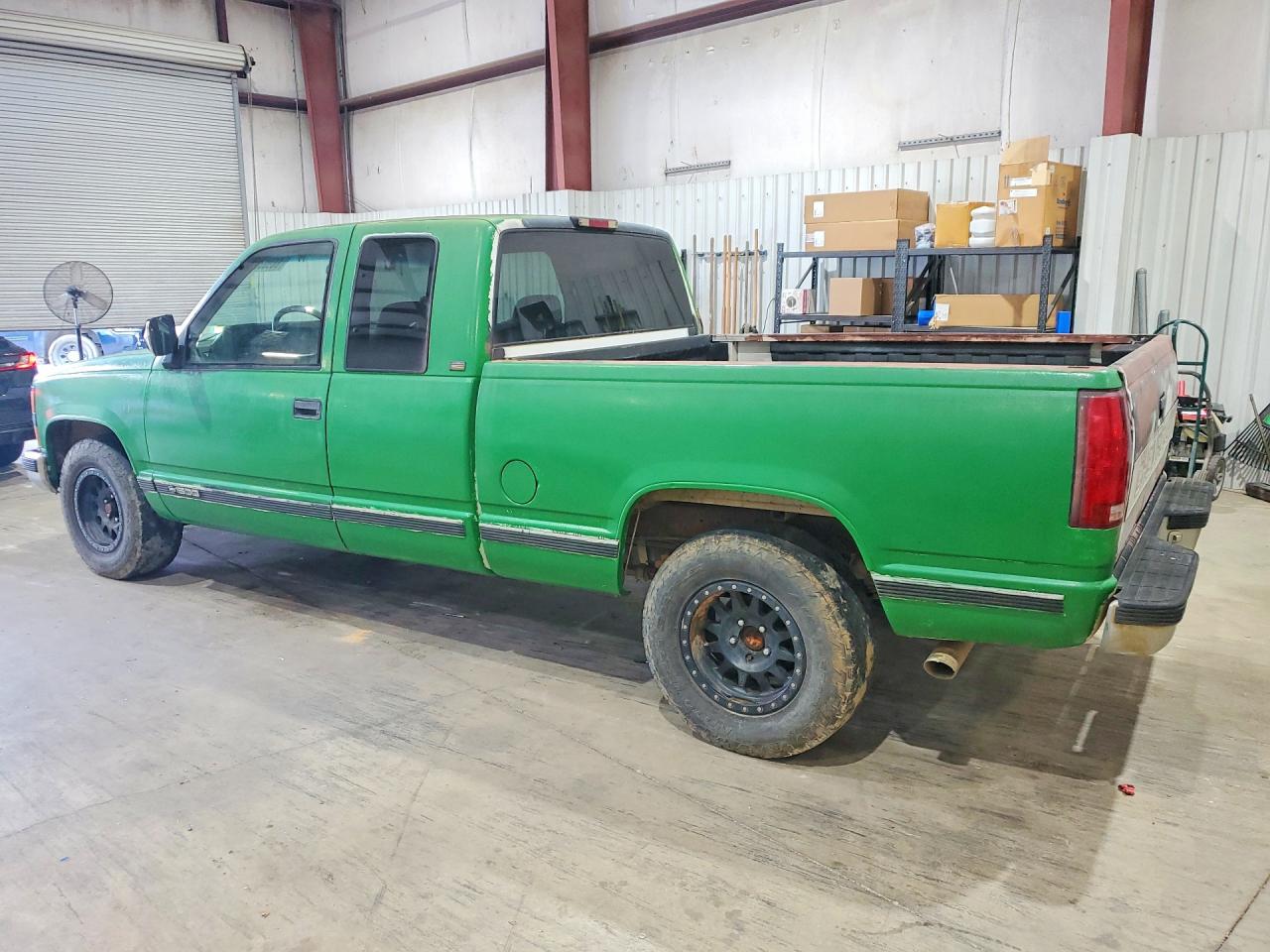 1GCEC19K8RE256149 · 1994 CHEVROLET GMT-400 · 2/12