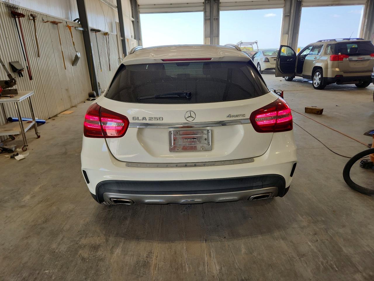 WDCTG4GB6KJ547949 · 2019 MERCEDES-BENZ GLA · 6/13