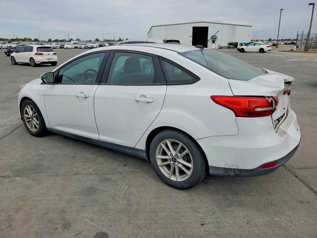 1FADP3F20GL320022 · 2016 FORD FOCUS · 2/12
