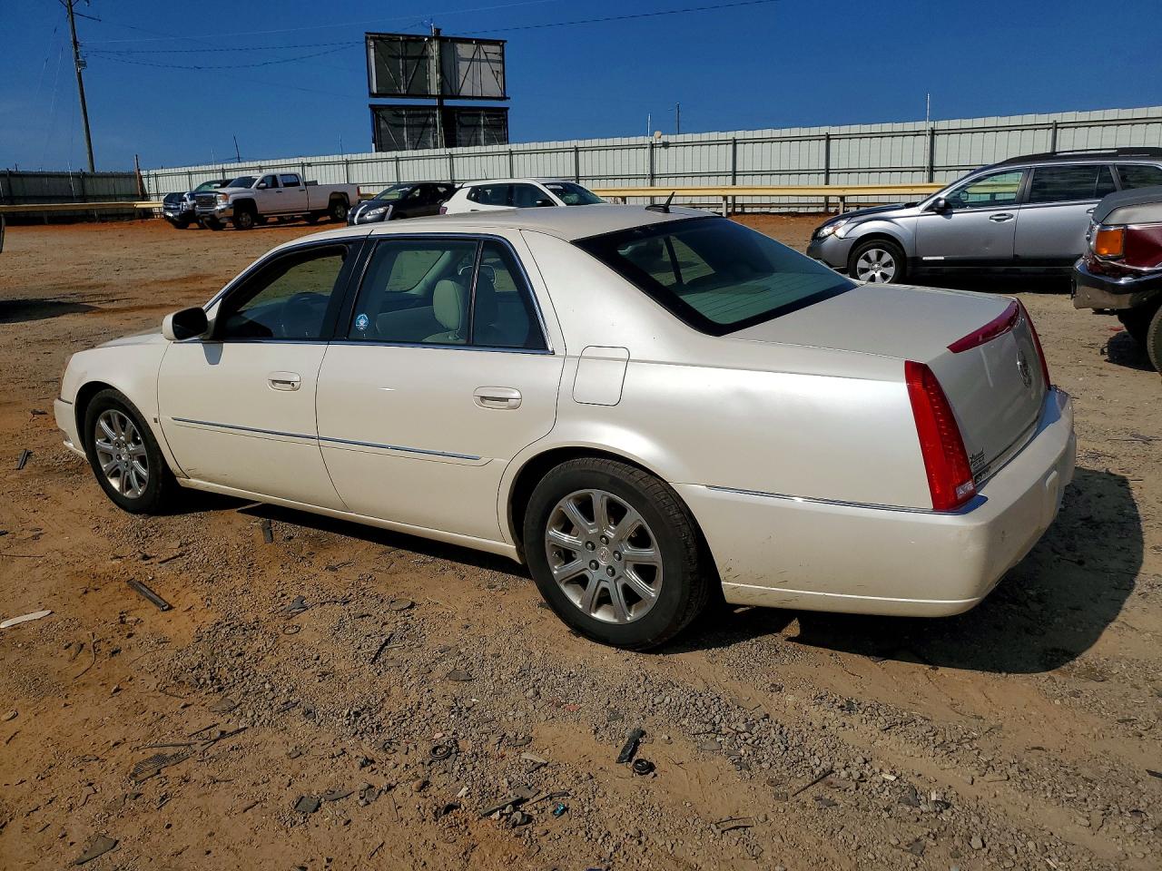 1G6KD57Y08U147724 · 2008 CADILLAC DTS · 2/12