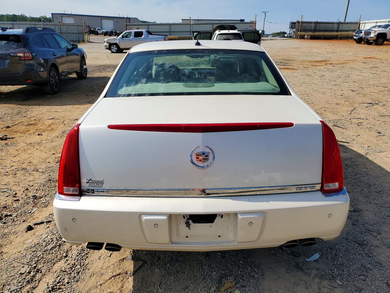 1G6KD57Y08U147724 · 2008 CADILLAC DTS · 6/12