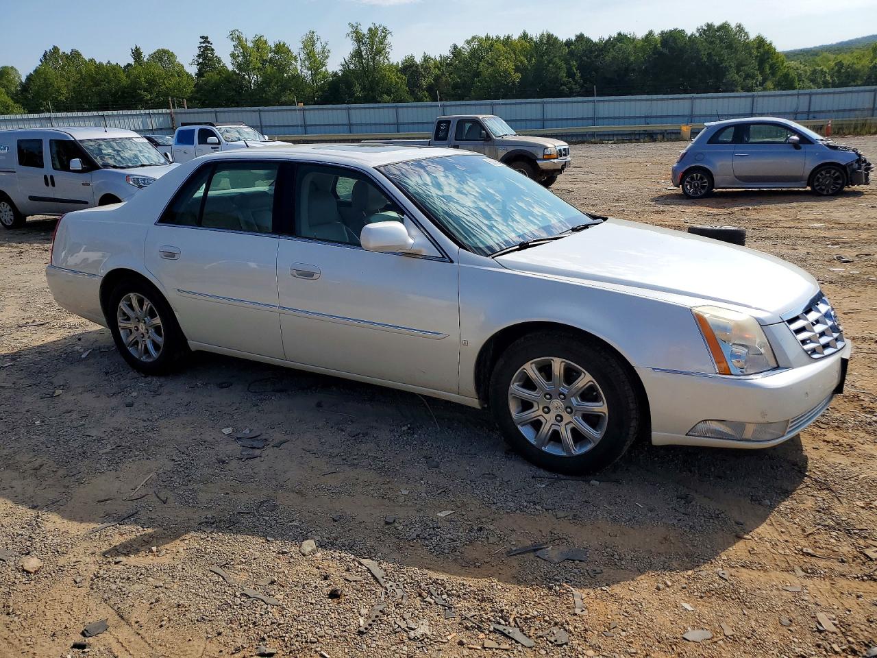 1G6KD57Y08U147724 · 2008 CADILLAC DTS · 4/12