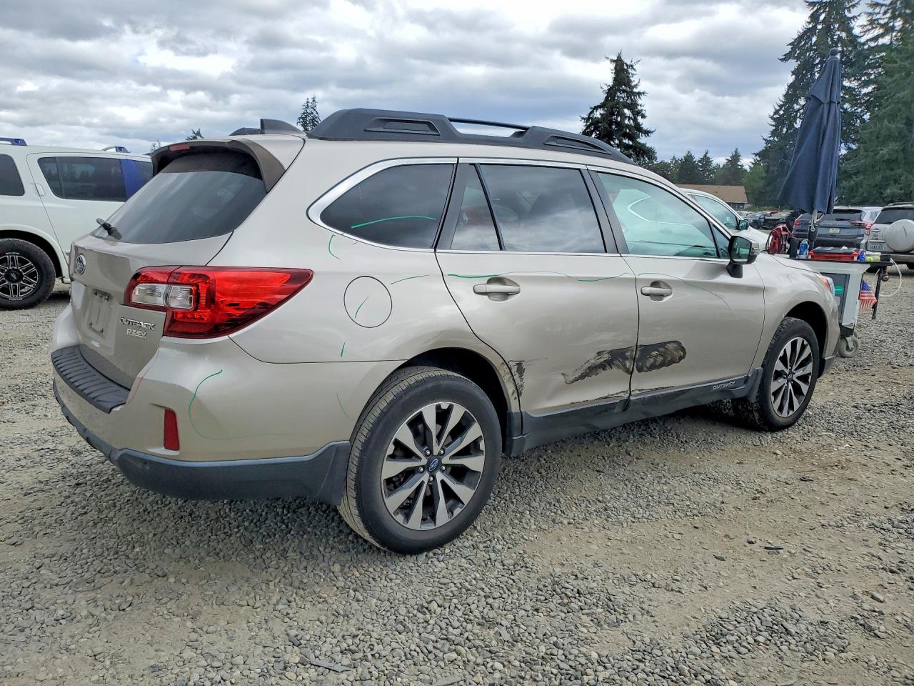 4S4BSANC6H3341940 · 2017 SUBARU OUTBACK · 3/13