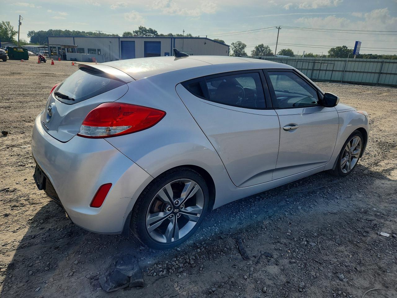 KMHTC6AD8HU316691 · 2017 HYUNDAI VELOSTER · 3/12