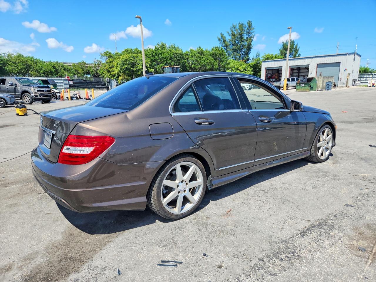 WDDGF4HB5DF971532 · 2013 MERCEDES-BENZ C · 3/12