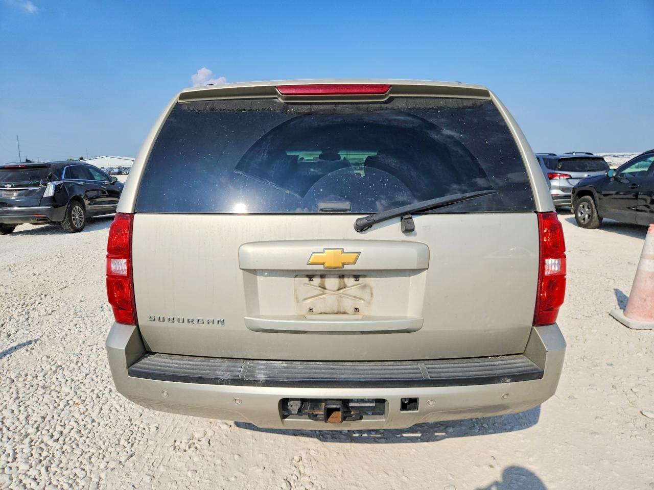 1GNSKJE73DR370124 · 2013 CHEVROLET SUBURBAN · 6/13
