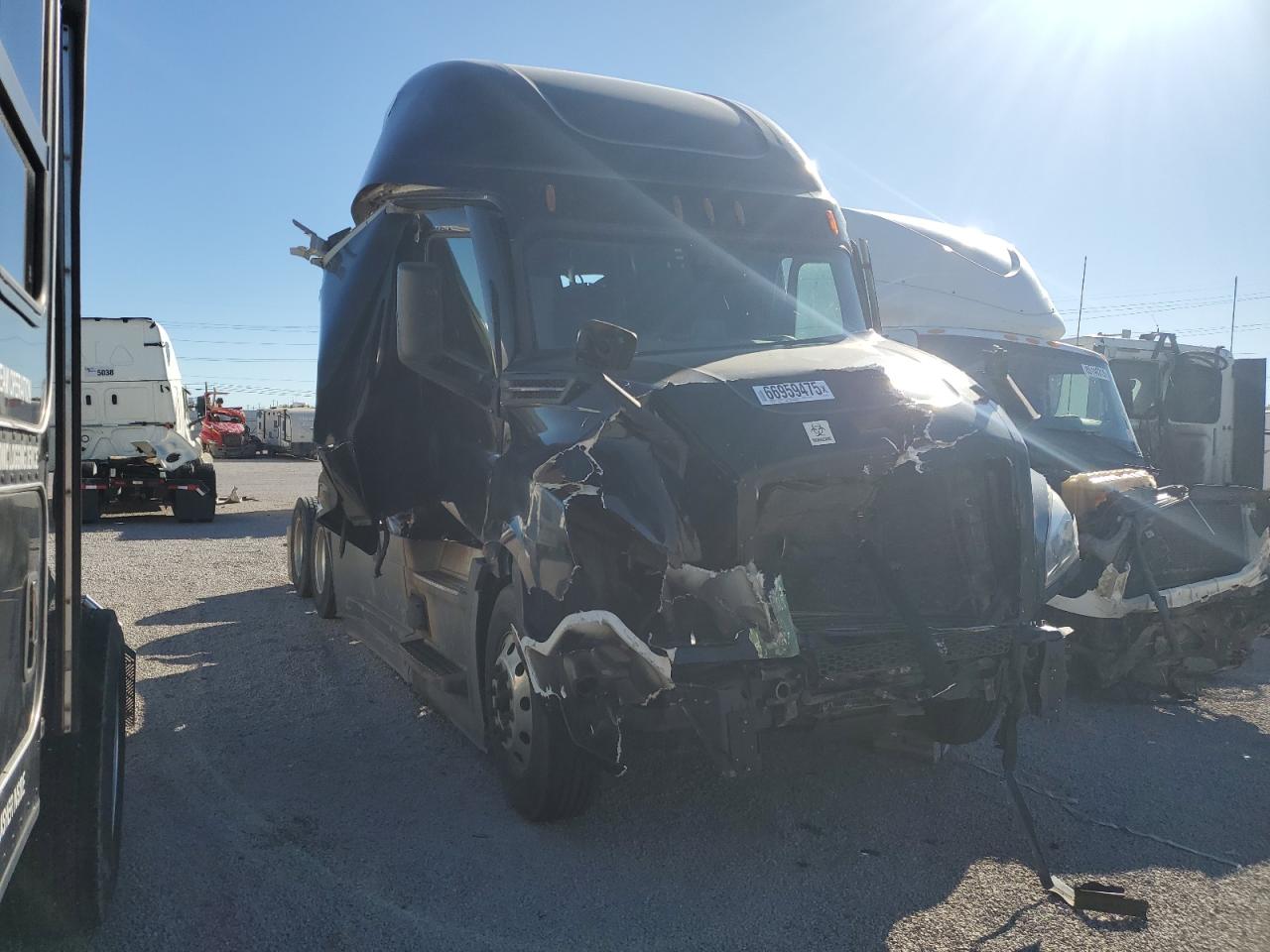 3AKJHHDR8NSMF4015 · 2022 FREIGHTLINER CASCADIA 126