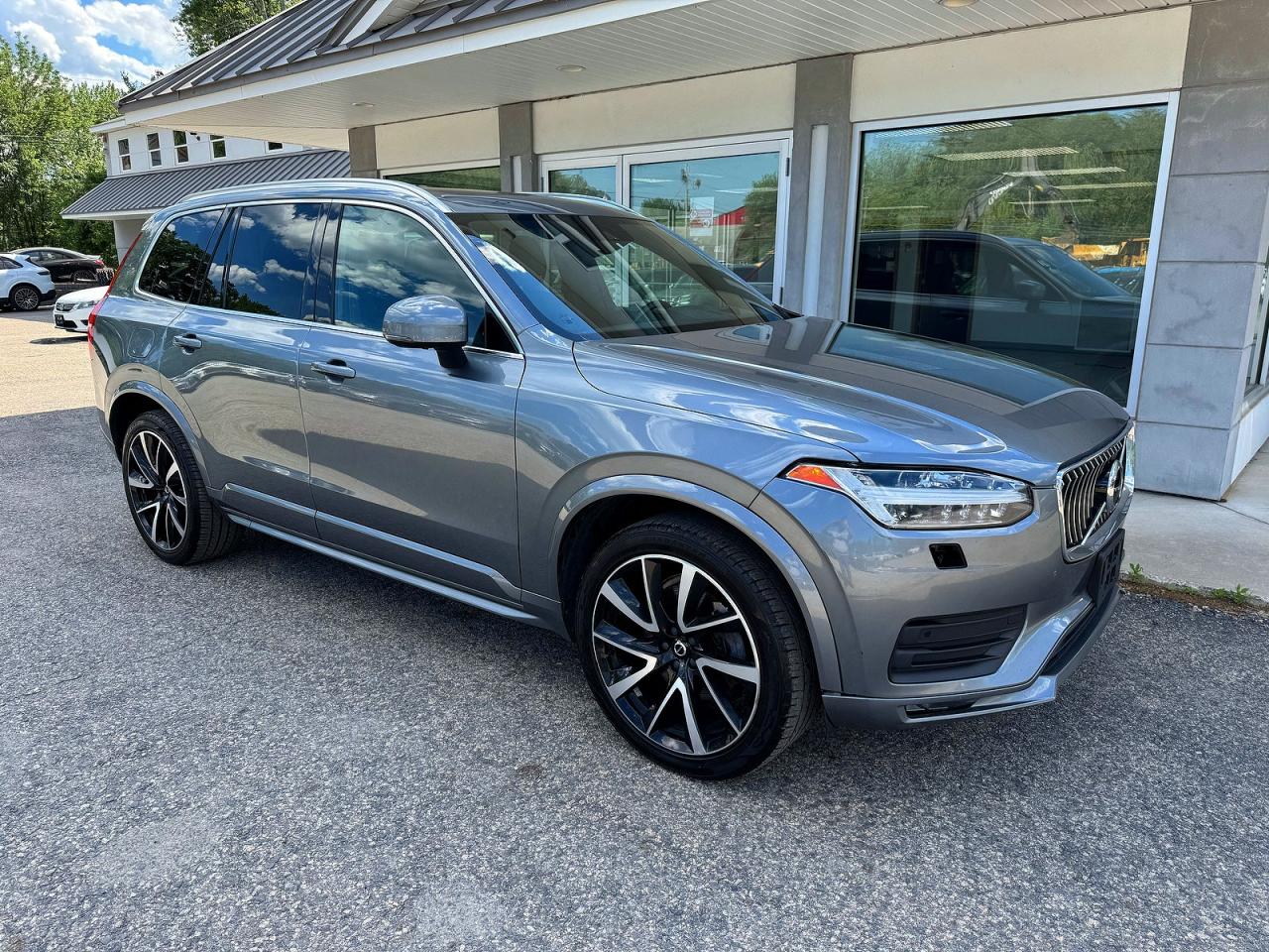 2020 VOLVO XC90