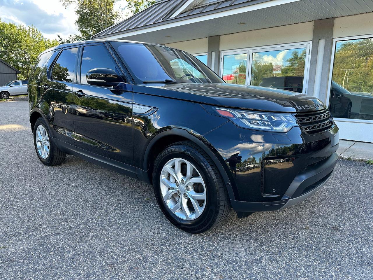 SALRG2RV6KA095182 · 2019 LAND ROVER DISCOVERY