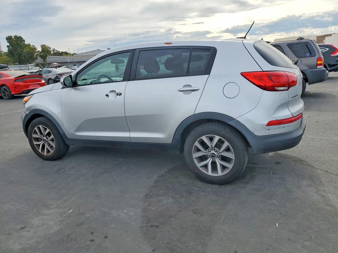 KNDPB3AC6E7562518 · 2014 KIA SPORTAGE · 2/12