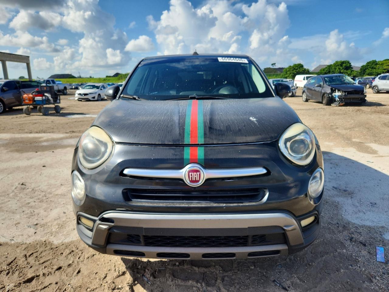 ZFBCFXET0GP332949 · 2016 FIAT 500X · 5/12