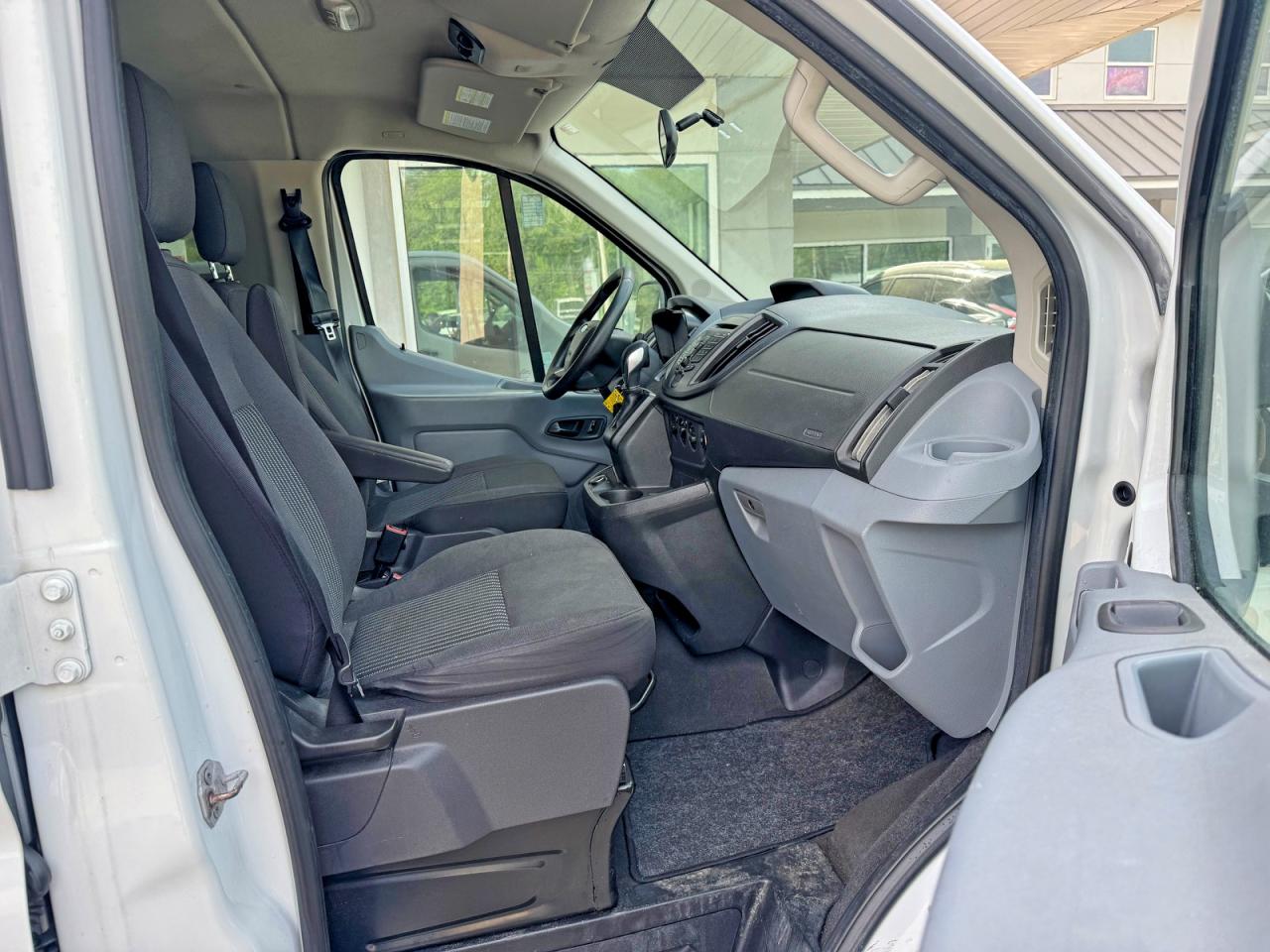 1FMZK1ZM6KKB28467 · 2019 FORD TRANSIT · 5/10