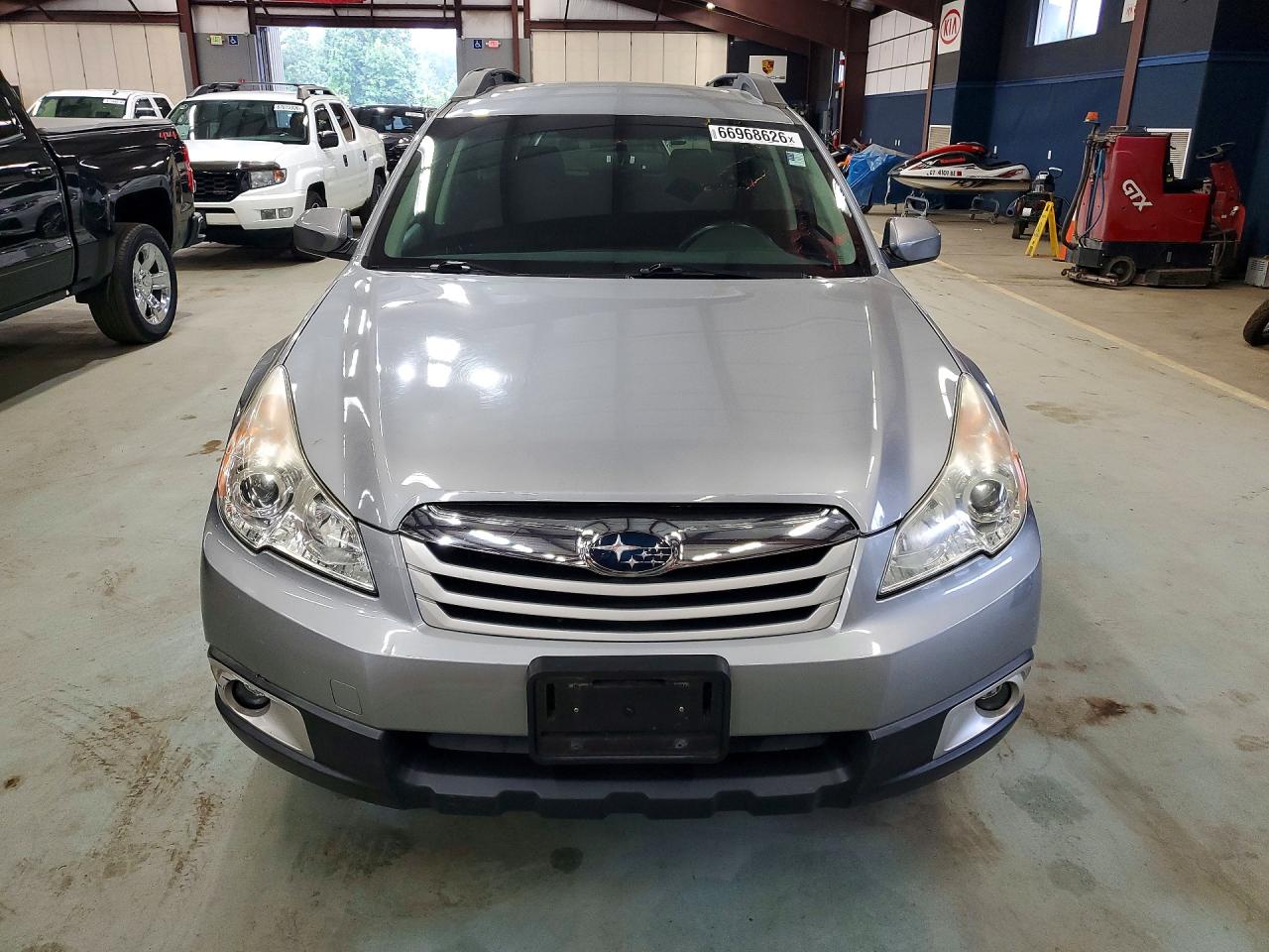 4S4BRBCC6B3325555 · 2011 SUBARU OUTBACK · 5/12