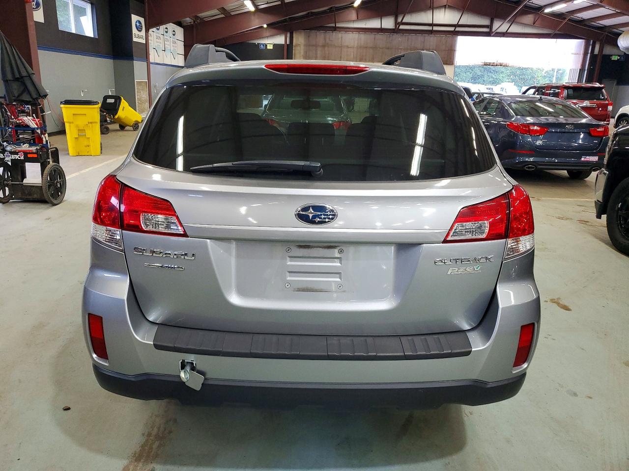4S4BRBCC6B3325555 · 2011 SUBARU OUTBACK · 6/12