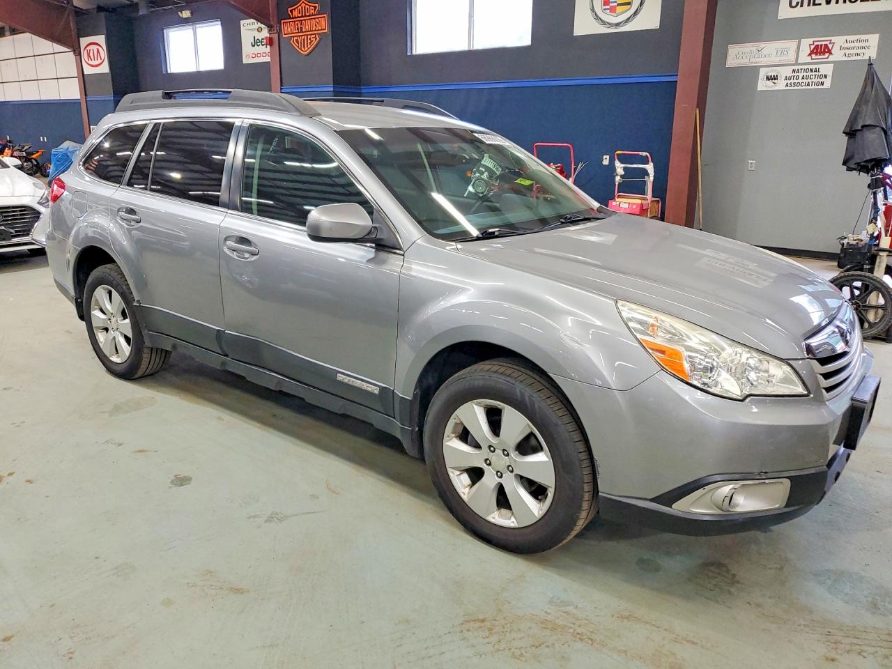 4S4BRBCC6B3325555 · 2011 SUBARU OUTBACK · 4/12