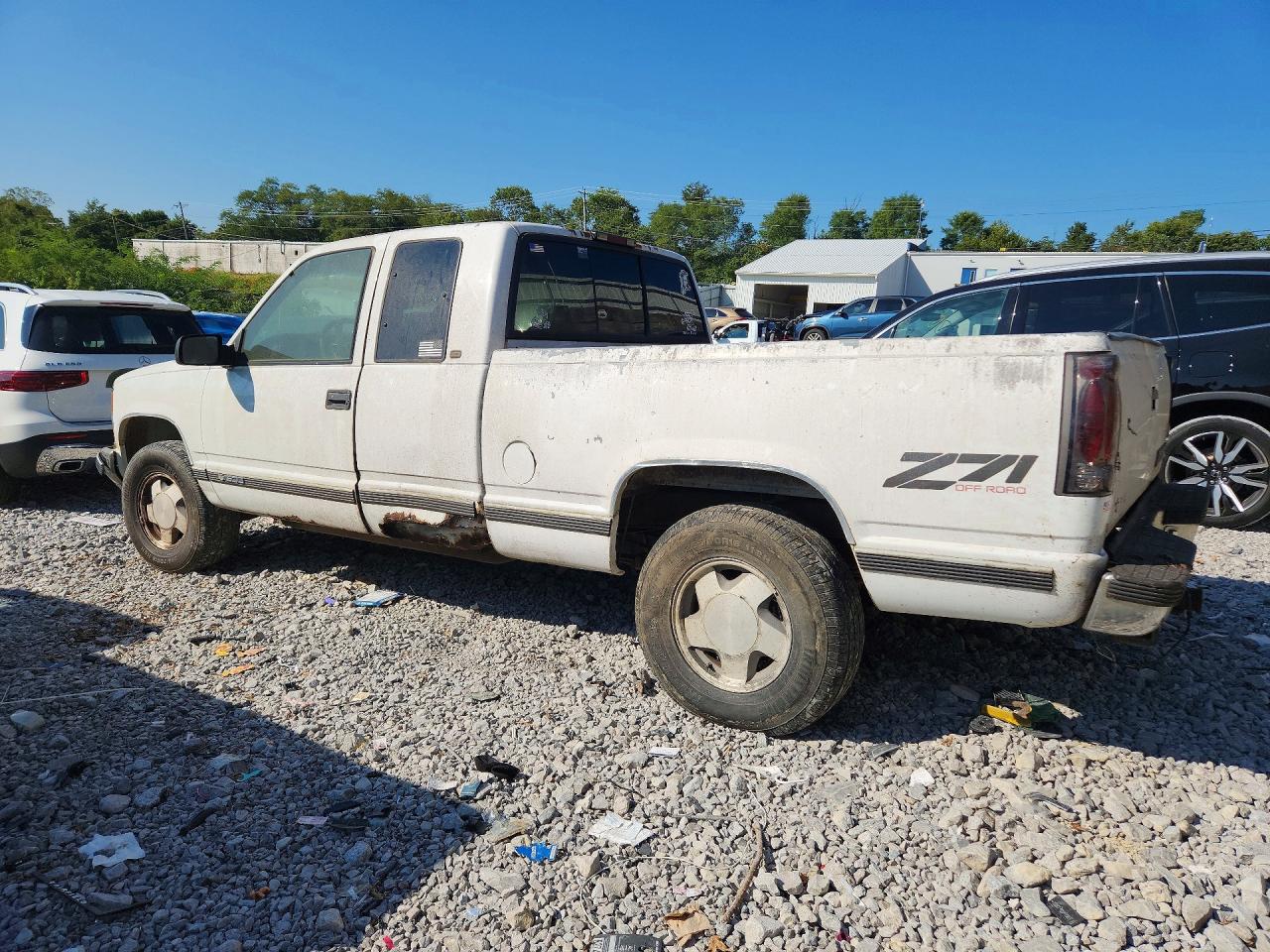 2GCEK19R1W1224320 · 1998 CHEVROLET GMT-400 · 2/12