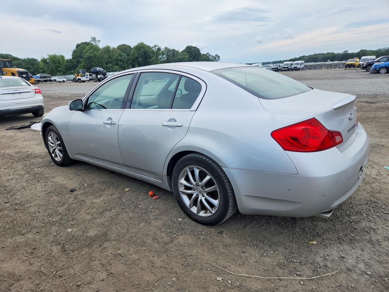 JNKBV61F77M802465 · 2007 INFINITI G35 · 2/12