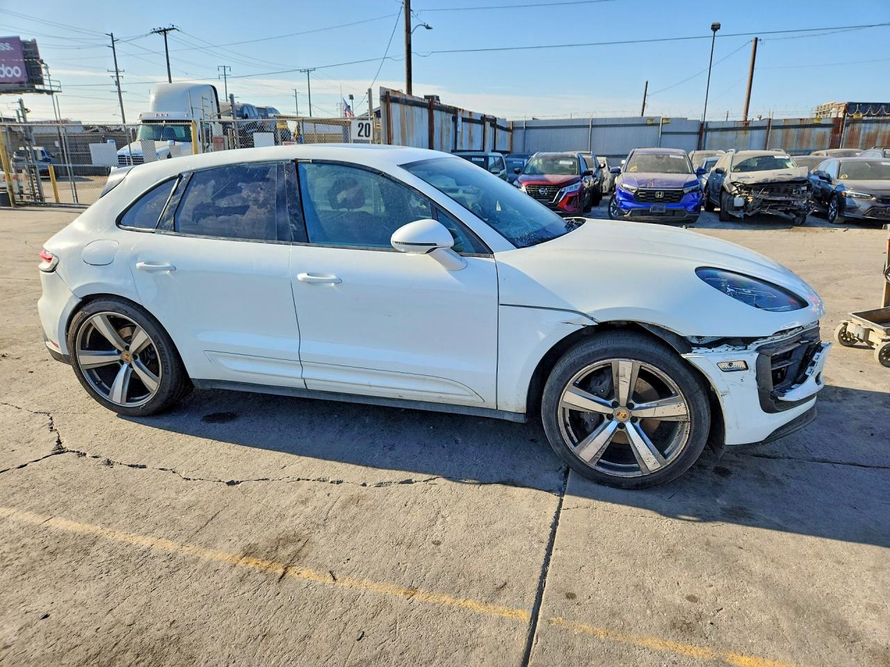 WP1AA2A56RLB19396 · 2024 PORSCHE MACAN · 4/13