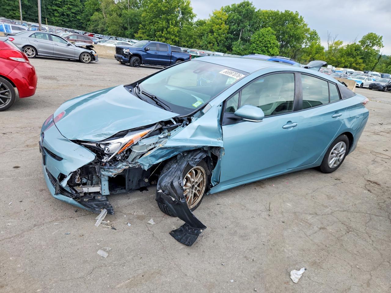 2017 TOYOTA PRIUS